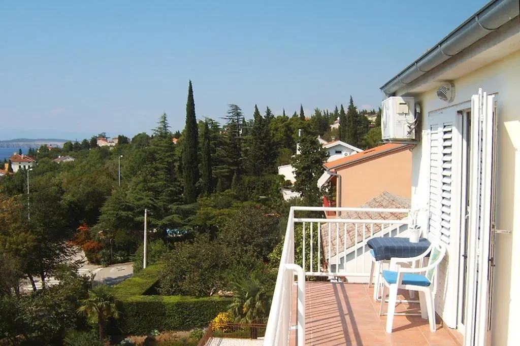 Apartments By The Sea Dramalj, Crikvenica - 9672 0*, Dramalj Croatia